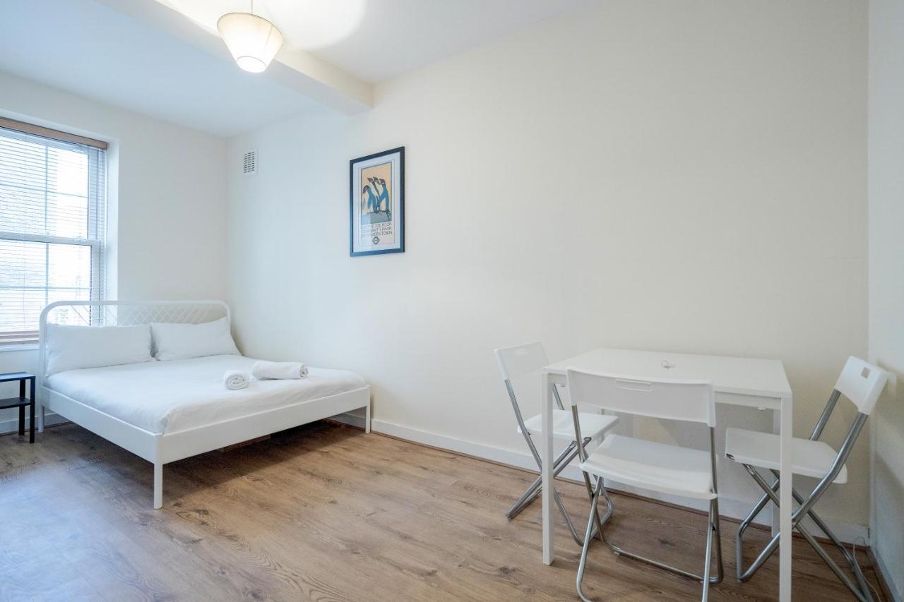 Aplacetostay Central London Apartment, Zone 1 Liv Kültér fotó